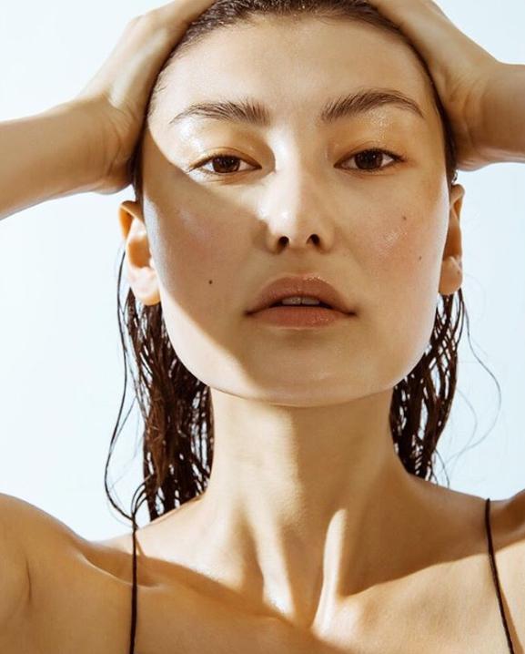 冲浪不脱妆,冲浪底妆