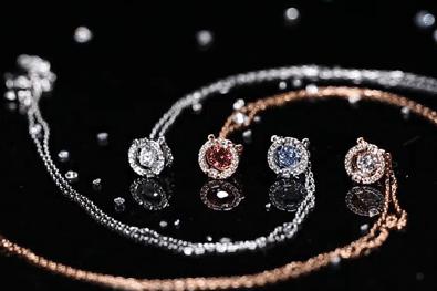 3折！火了125年的施华洛世奇，凭什么让女人无法拒绝？