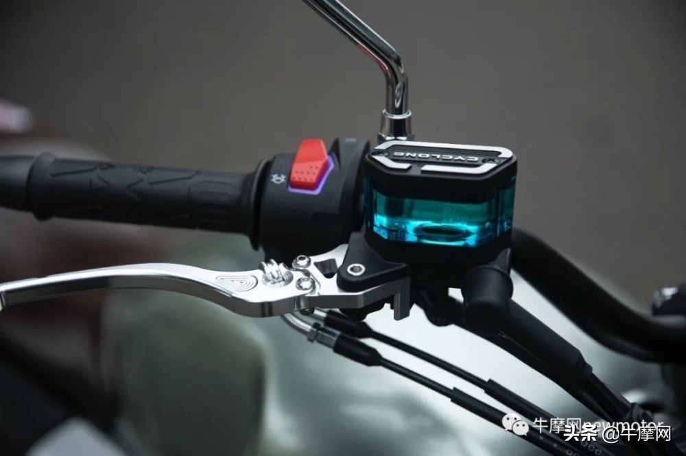 宗申发布旗下8款车型RX6预售价4.88～5.38万，新款RE3加量不加价