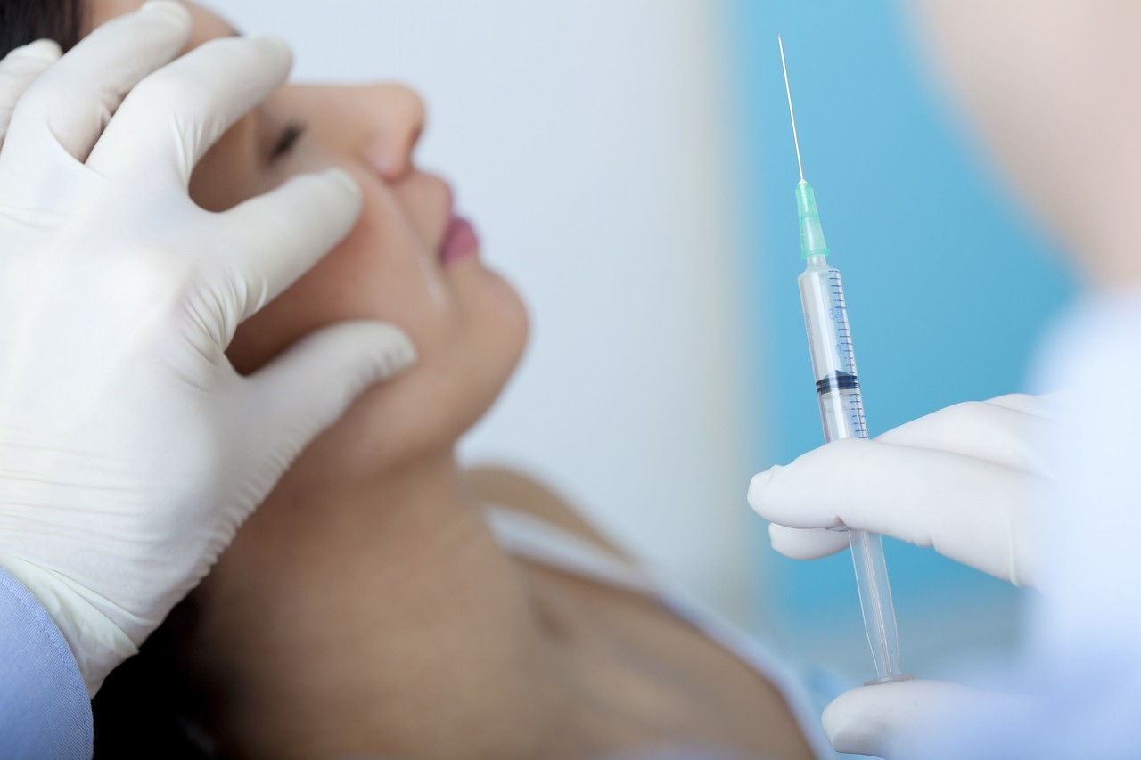 下巴精致,精致的下巴