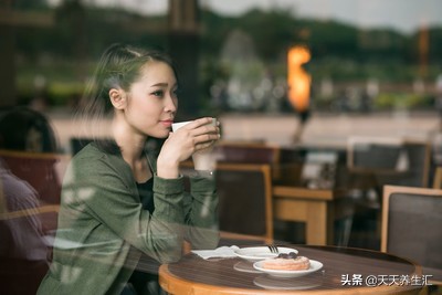 女生内分泌失调怎么调理喝什么,女性内分泌失调饮食上如何改善