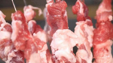 藏在巷子里的特色烧烤,老街里烧烤青岛