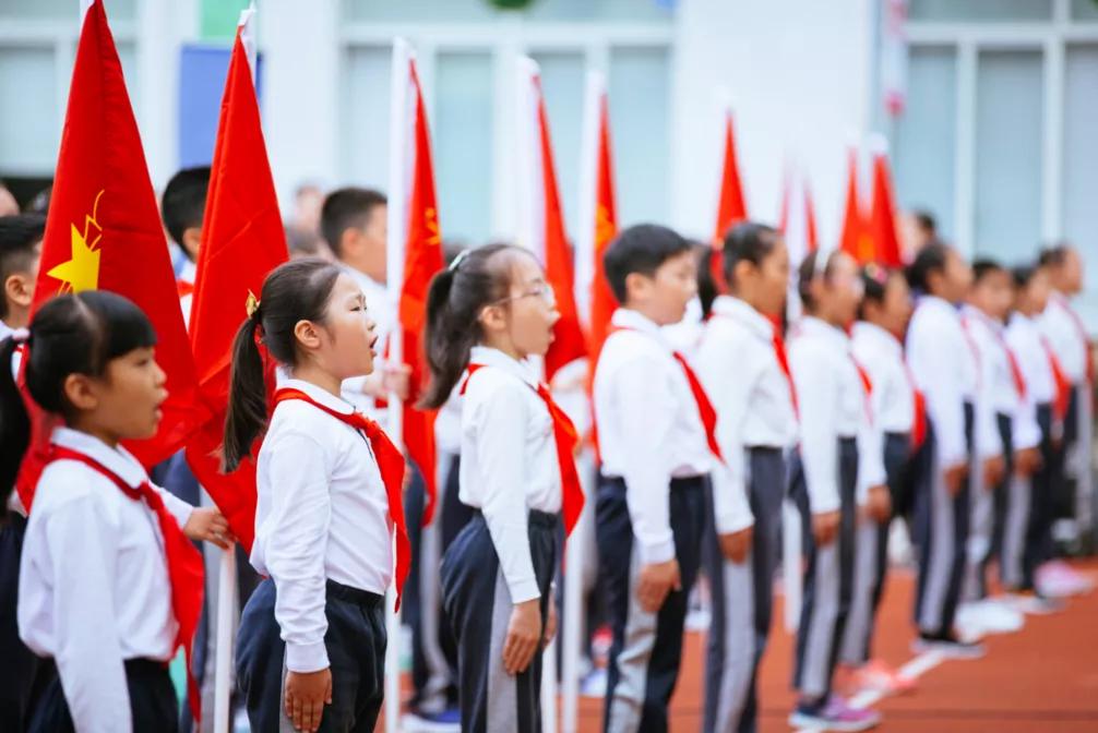 立德树人青少年教育,立德树人青春追梦