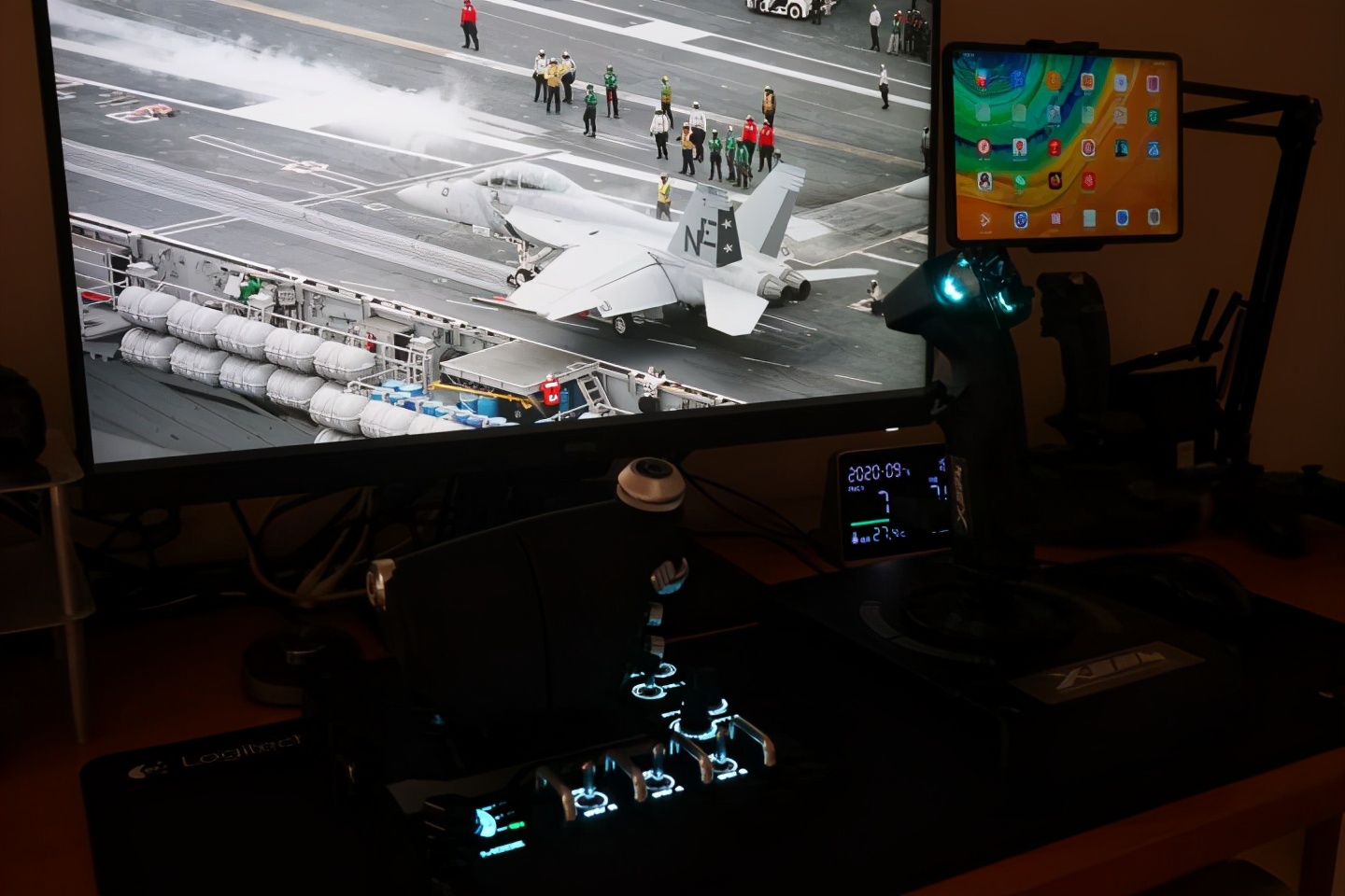 罗技x56飞行摇杆怎么用,罗技x56飞行摇杆