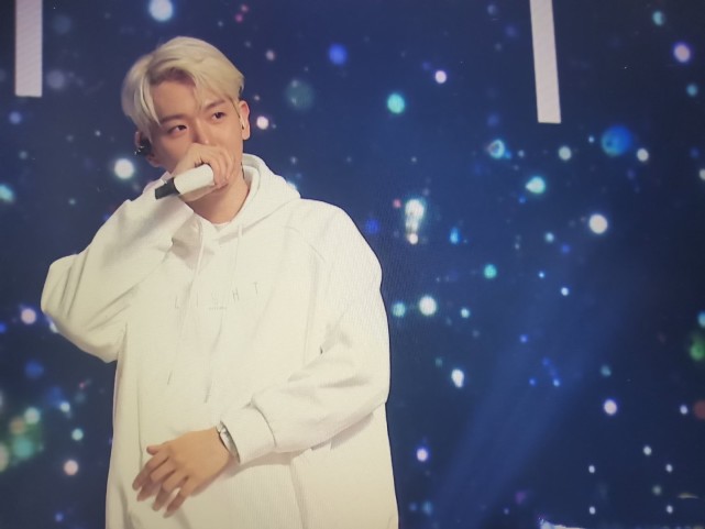 边伯贤金珉锡曺圭贤银赫,exo边伯贤为什么性情大变