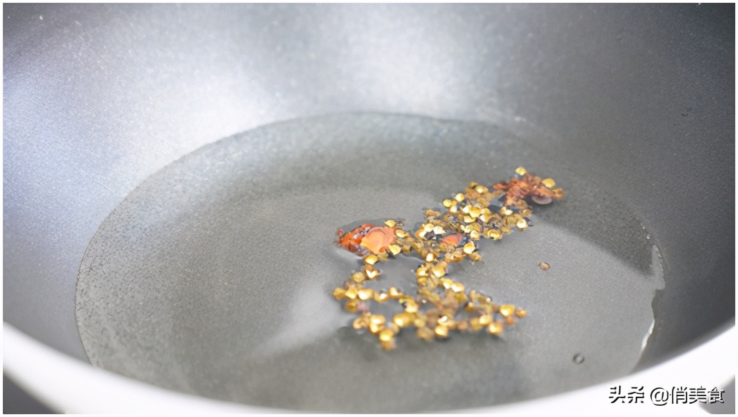 用万能饺子馅调制蔬菜肉馅,调万能饺子馅口诀