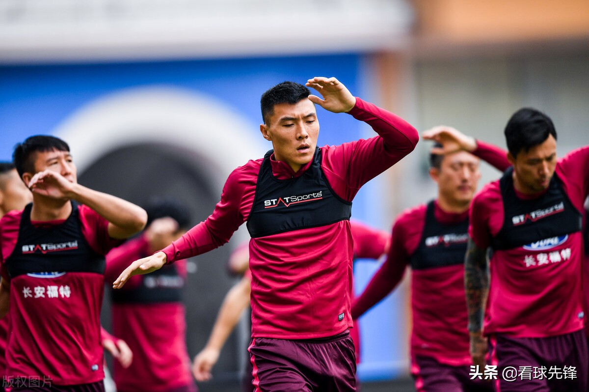 特权！12强赛期间，足协为归化安排太太团探亲