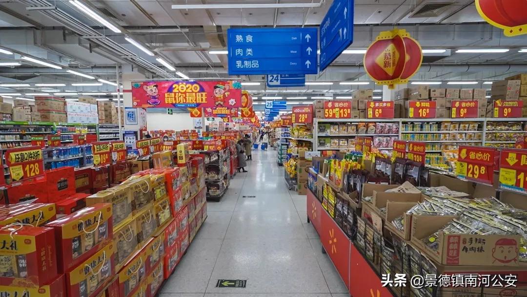 疫情之下纪实摄影,疫情镜头下的生活瞬间