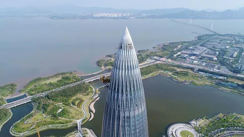 中建三局新款塔吊,中建三局塔吊顶升视频