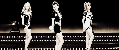 女生没有锁骨说明什么,香肩美背最快方法