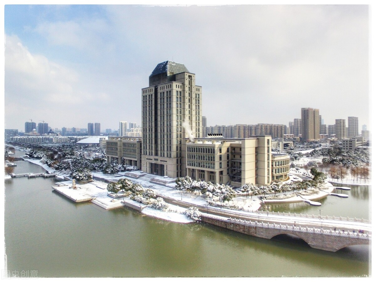 宁波相比杭州差在哪里,宁波对比南京哪个发达