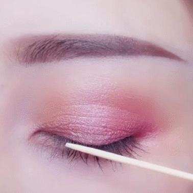 抖音这6个化妆技巧火了，一秒微笑唇也太鸡肋了