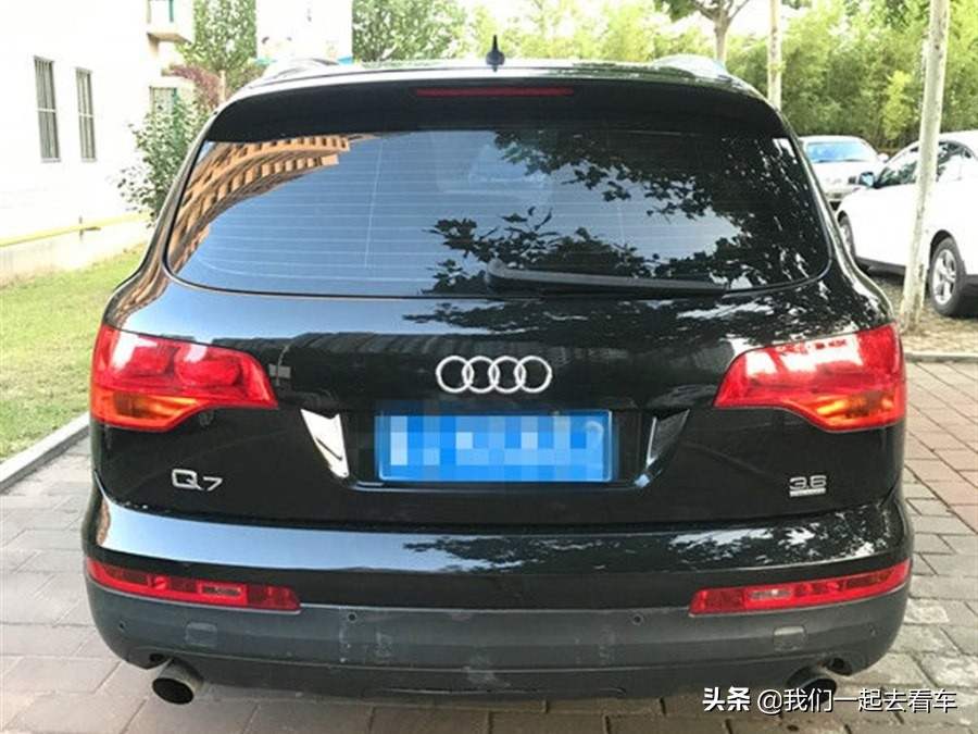 小伙花13万买二手奥迪q7,朋友为面子全款买车