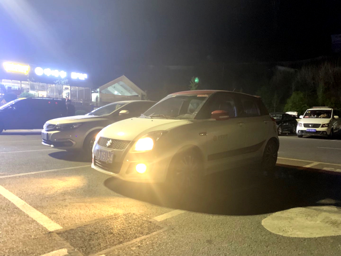 试驾长安铃木雨燕,长安新款雨燕