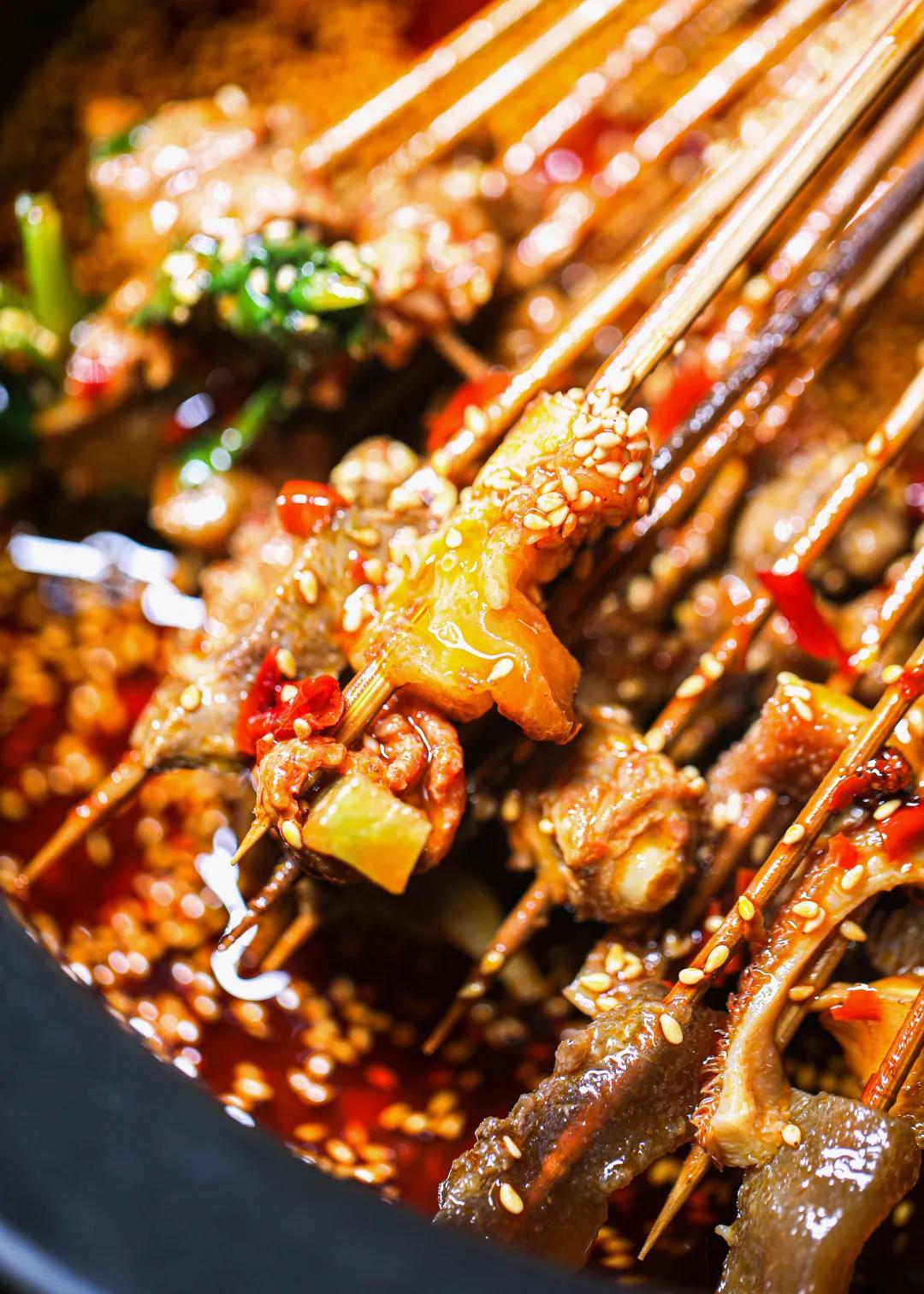 这店刚来，就要请全北京吃烧烤