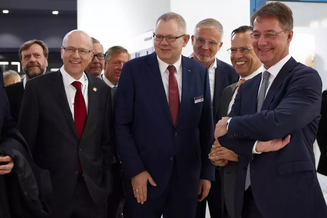 共筑未来纪录片完整版,共筑中国梦