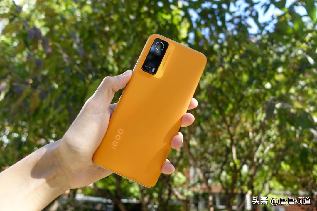 手游英雄联盟铂金什么水平,英雄联盟手游新热点