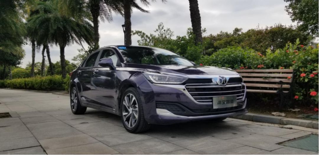 北京绅宝智道最新款,5万空间大的家用轿车