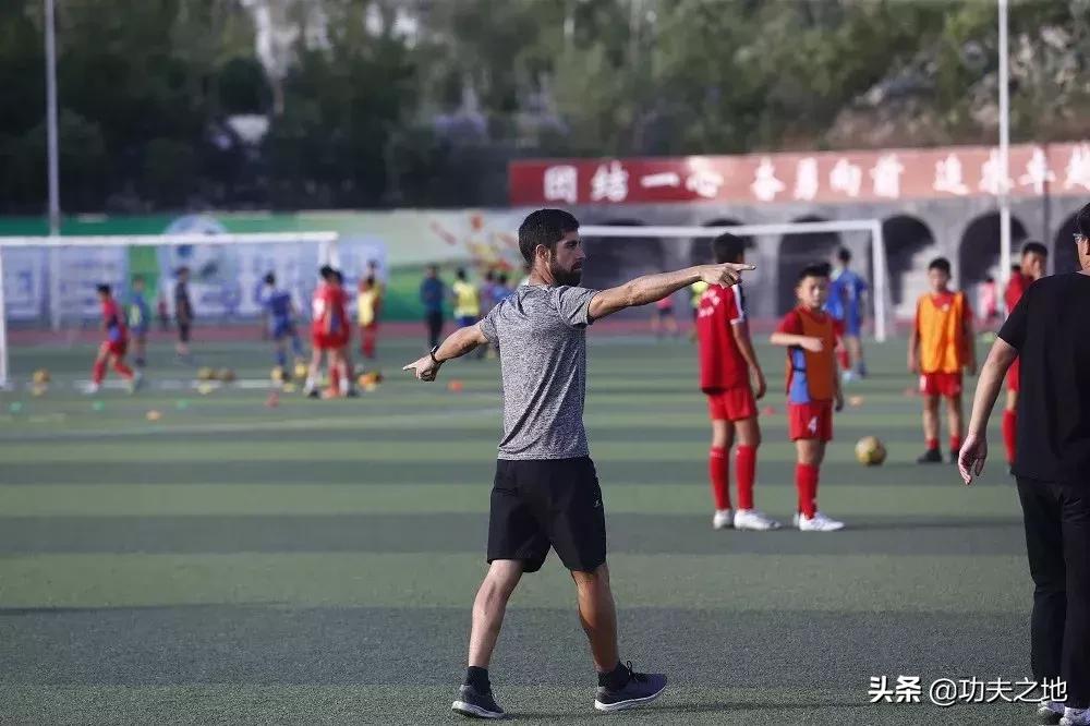 登封市少林足球武校是哪个学校,少林武校的足球班