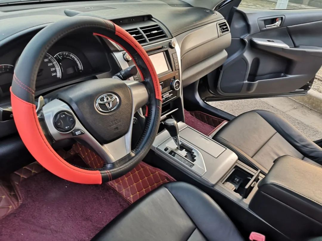 二手第七代凯美瑞值得买吗,七代凯美瑞2.5v顶配广东