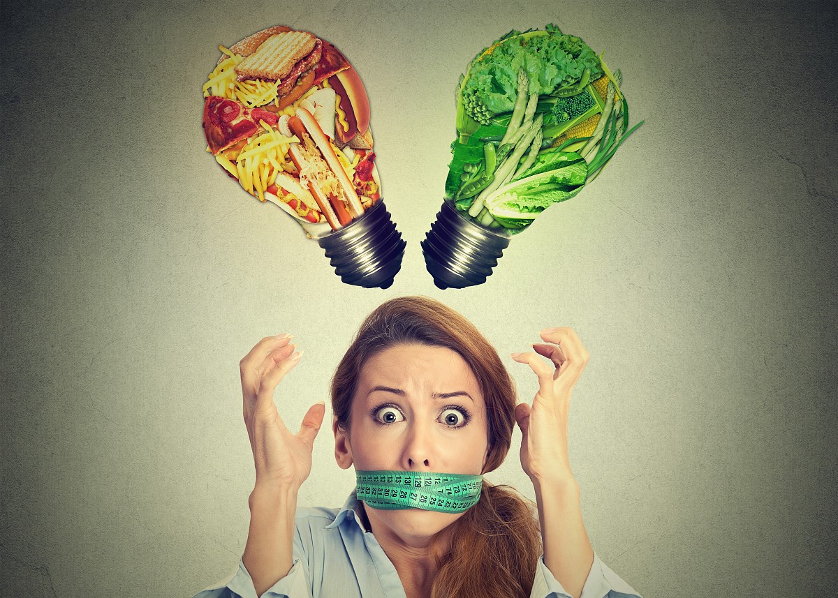 暴食症的危害不容小觑,是一种饮食行为障碍的疾病,属于进食障碍