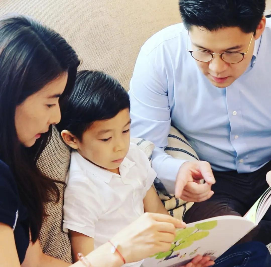 三房太太，13名子女，争夺几百亿家产，霍家宫斗比港剧精彩多了