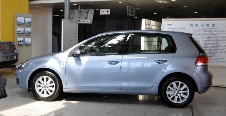 22年上牌高尔夫8二手价格,17年上牌2018款高尔夫1.4