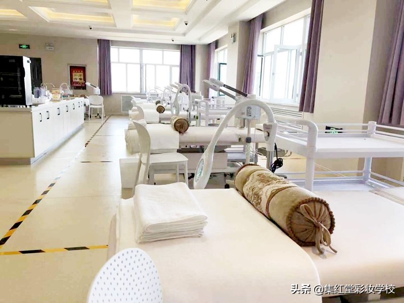 江苏省职业技能竞赛美容集训基地-伊犁分基地建成