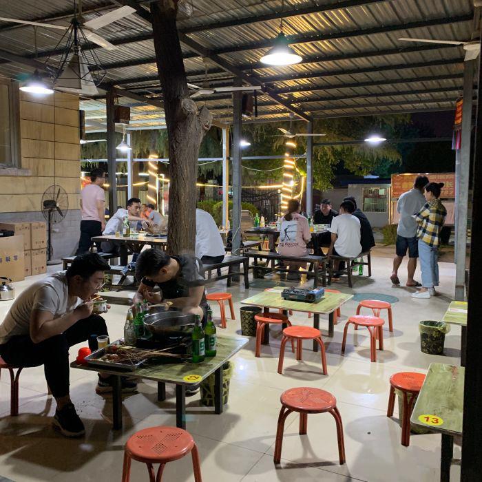 神奇小生意瘫痪小伙年收几十万，大道公益行58万残弱人士盼关爱