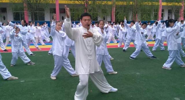 东平接山中心小学,一所风清气正的阳光学校