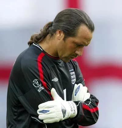 足坛十大感人球星,世界十大悲情英雄