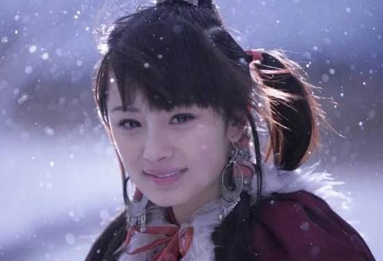 杨幂是不是又回到以前的样子了,杨幂其实大家都不容易互相理解吧