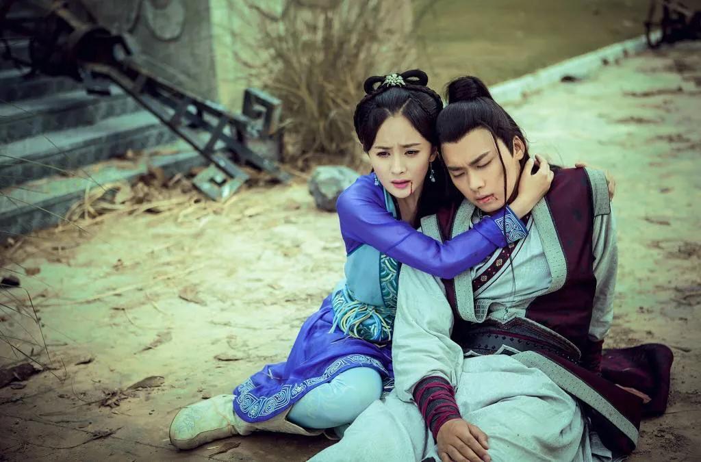 杨幂是不是又回到以前的样子了,杨幂其实大家都不容易互相理解吧