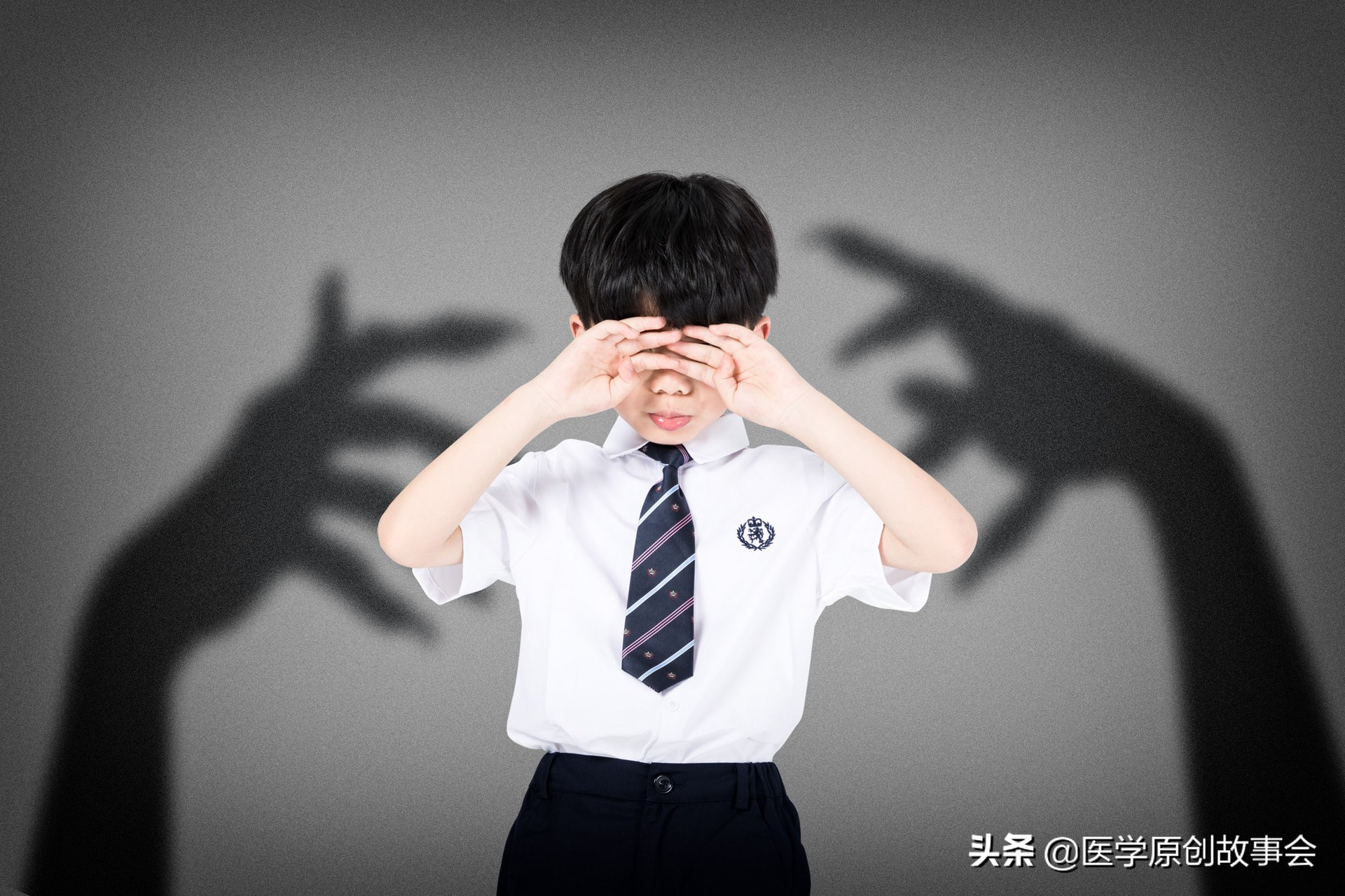 这些部位长黑斑可能是肠癌体质,大肠息肉的常见症状有哪些