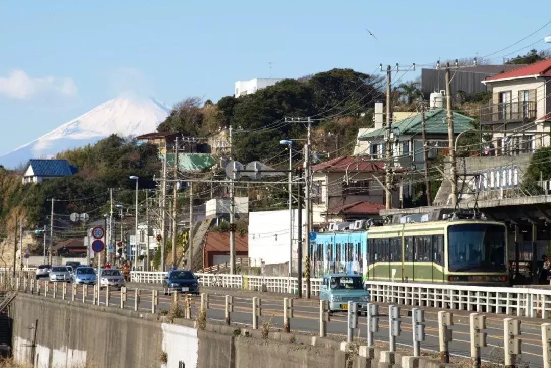 新海诚的唯美动画,新海诚日漫治愈风景