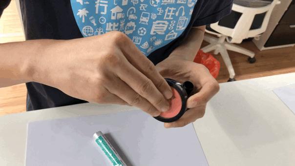 厦门直男没救了？我们邀请了5个帅哥猜化妆品，看完吐出两斤血...