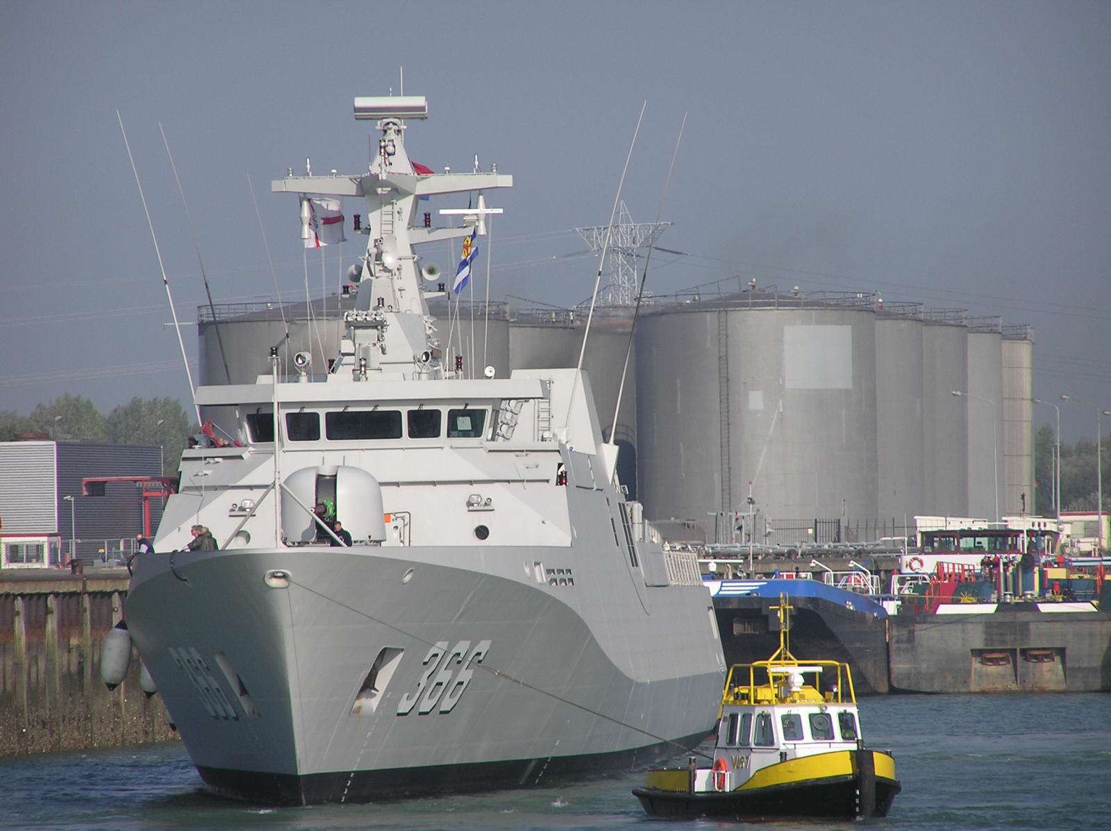 “海上马车夫”的硬核防空舰，荷兰海军卡尔.杜尔曼级护卫舰