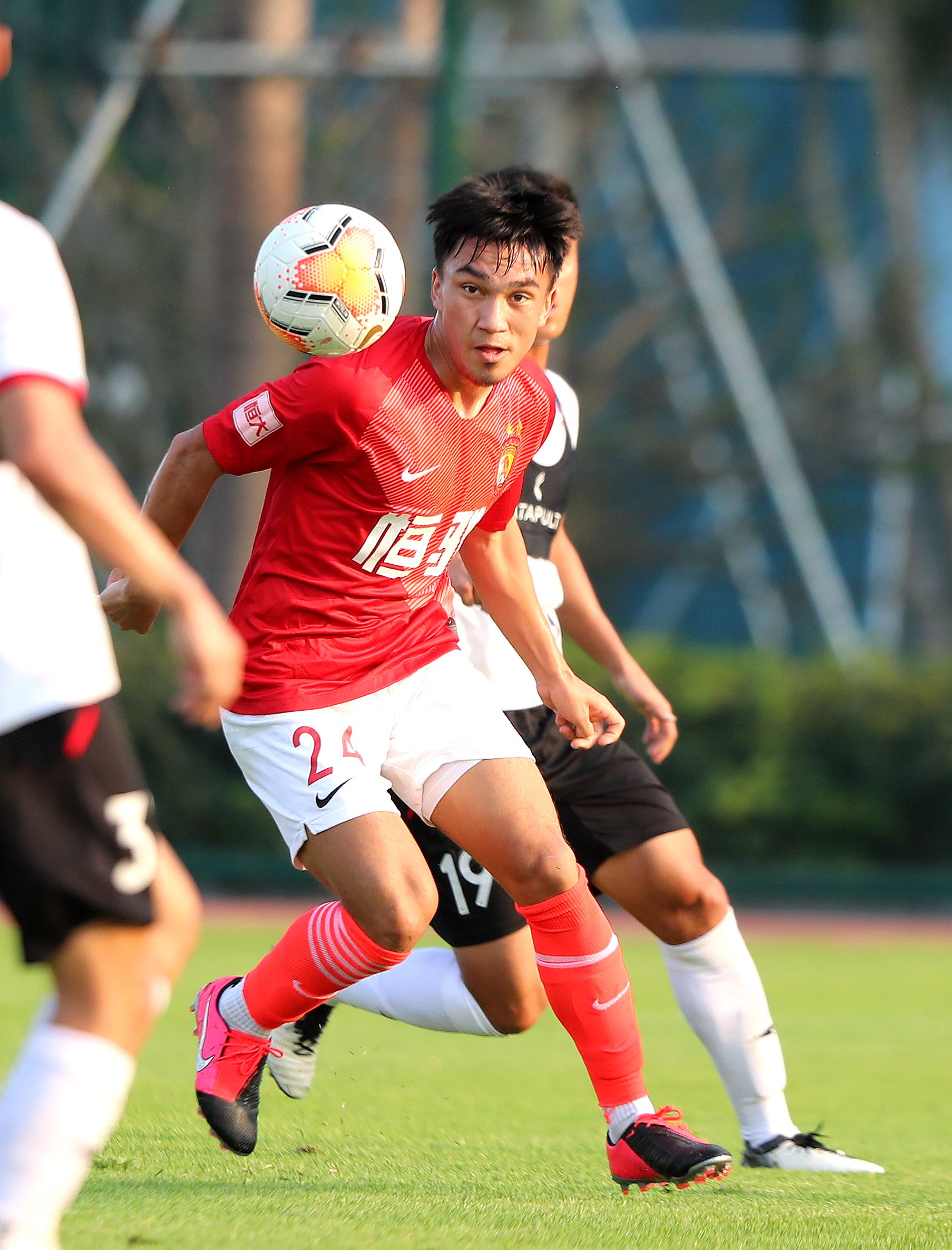 恒大足校人才免费,恒大足校青训群星璀璨