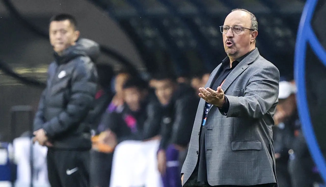 自宣披24号球衣，大连人19岁新星知错能改，解禁12月底亮相