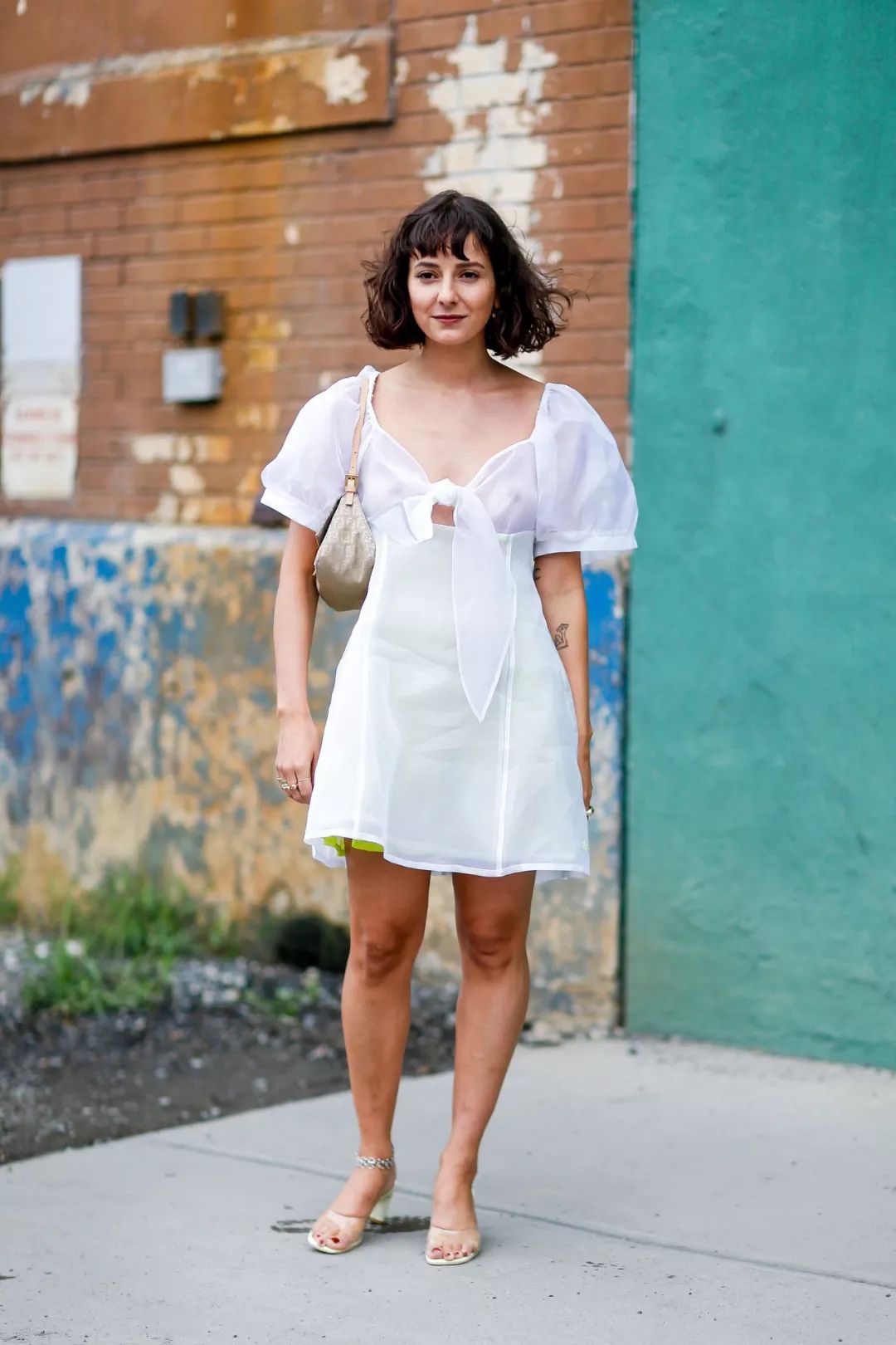 复古甜美大蝴蝶结连衣裙,蝴蝶结连衣裙适合什么年龄穿