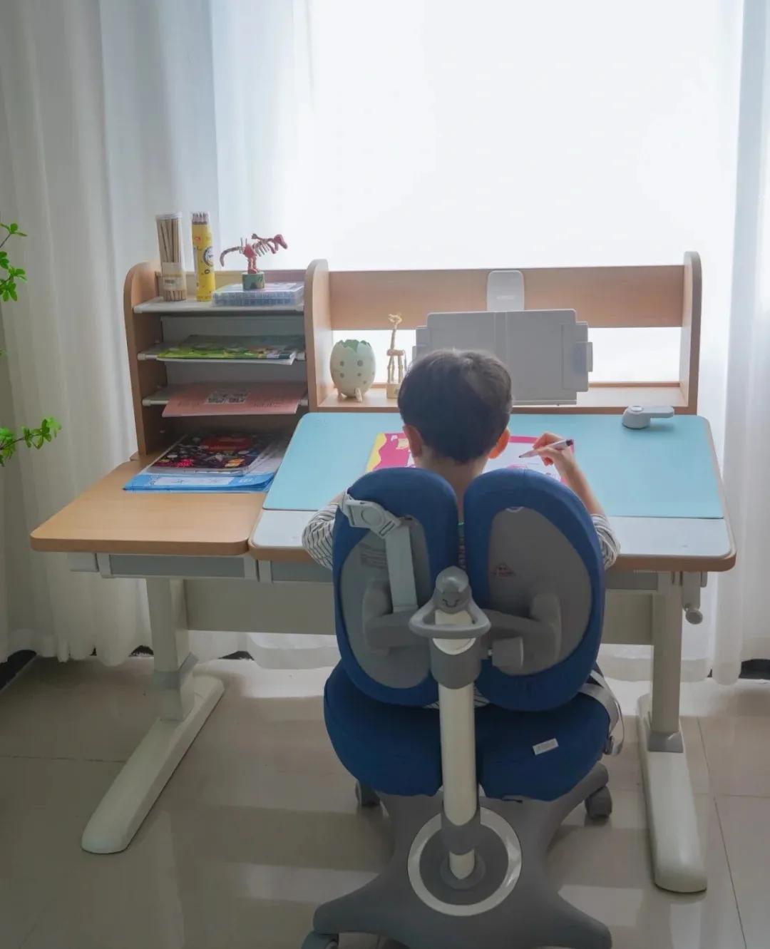 儿童学习桌椅子是不是智商税,儿童学习桌怎么选才不是智商税