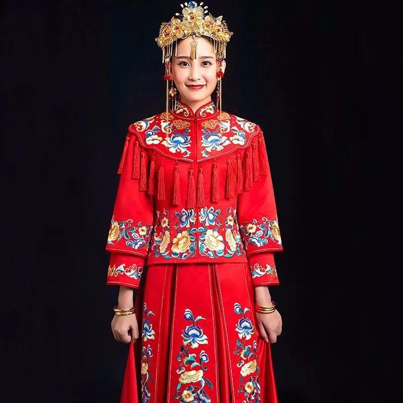 最适合穿中式嫁衣,新款秀禾服新娘礼服中式嫁衣