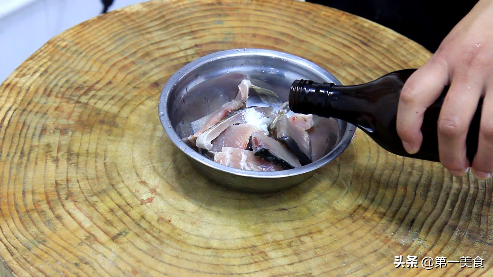 糖醋鱼块红烧鱼块的家常做法简单,湖南香辣鱼块的正宗红烧鱼块做法