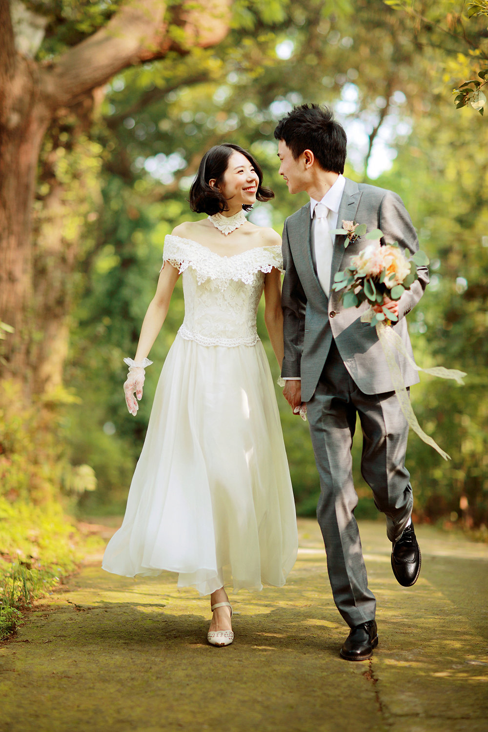 旅拍婚纱照穿搭教程，教你成为朋友圈里最洋气的新人！