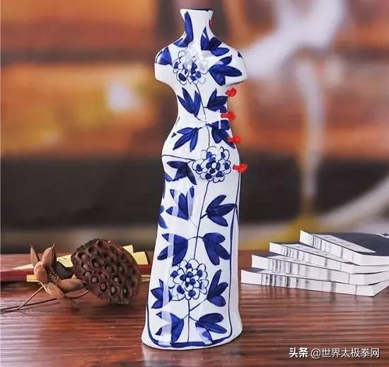 古韵中华高档女士太极表演服,太极精神旗袍