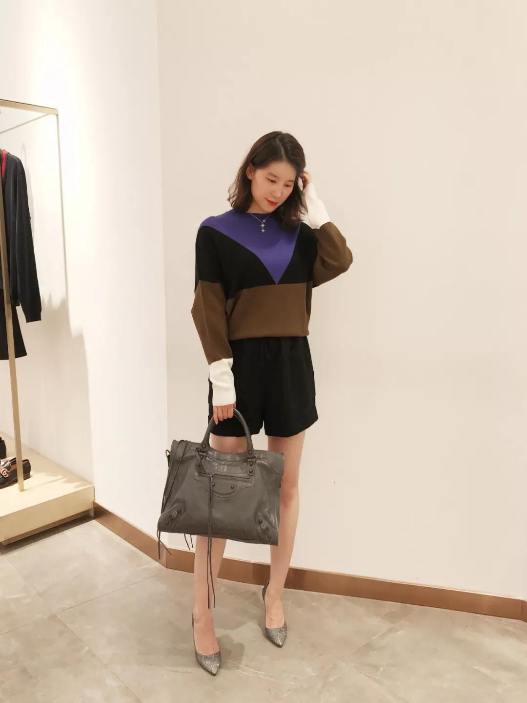 娜扎穿衣搭包包,30多个包包