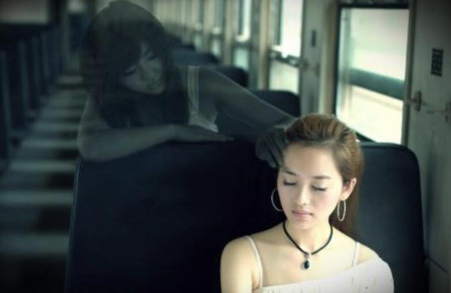 世界十大拍到鬼的照片,世界上真的有人拍到了鬼的照片吗