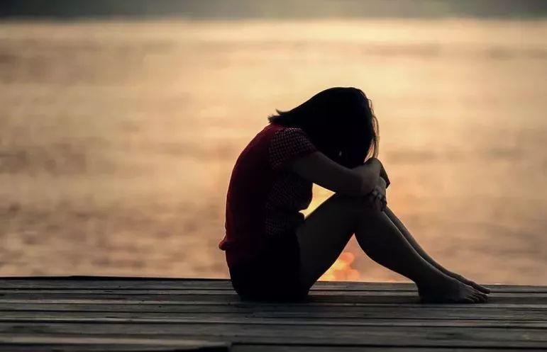 如何克服心里慌乱,如何应对情绪不稳定的人