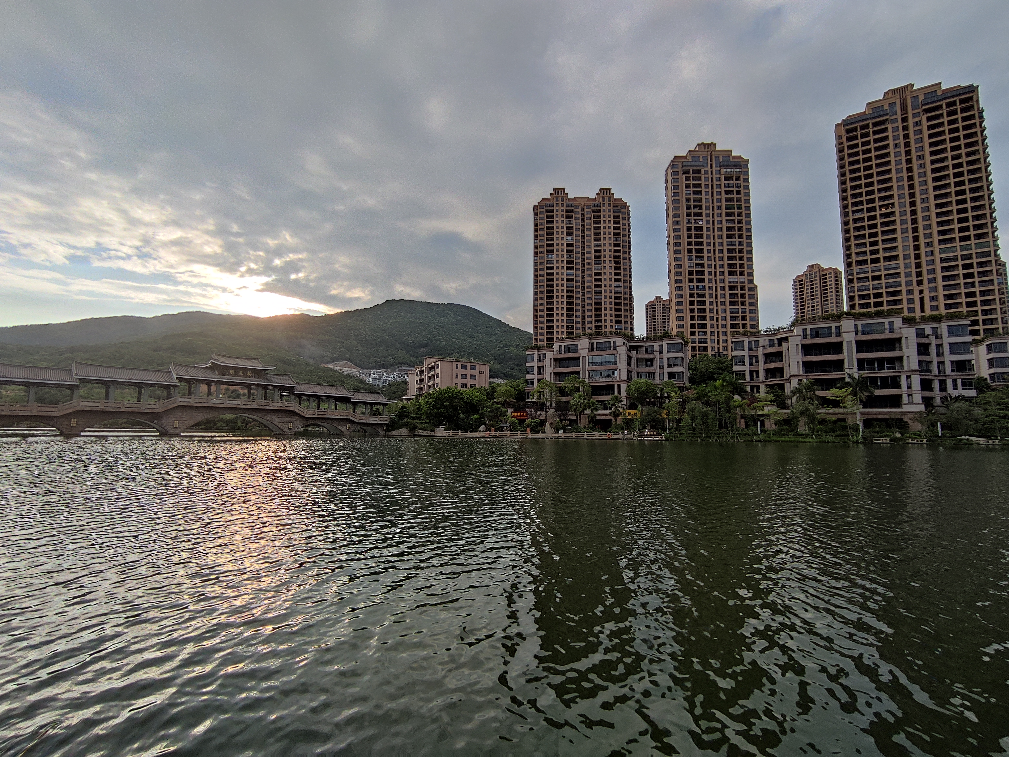 福建泉州度假山庄推荐,福建泉州聚龙小镇旅游