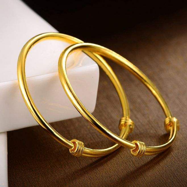 黄金手镯买光面的好还是古法的好,黄金手镯是买软金好还是硬金好
